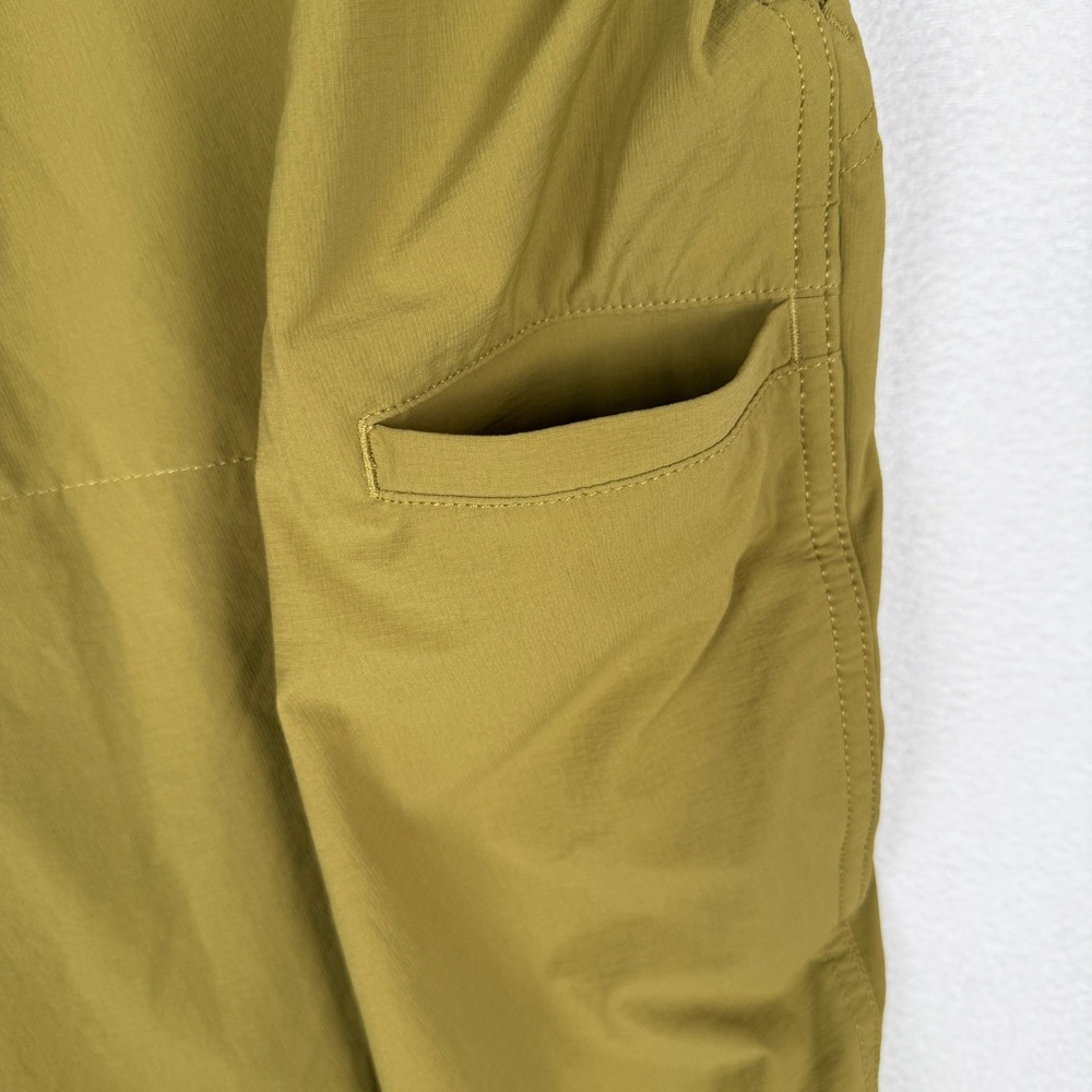 Duluth Trading Co Armachillo Shorts Womens 24W Green Hiking Cargo Drawstring - Picture 5 of 10